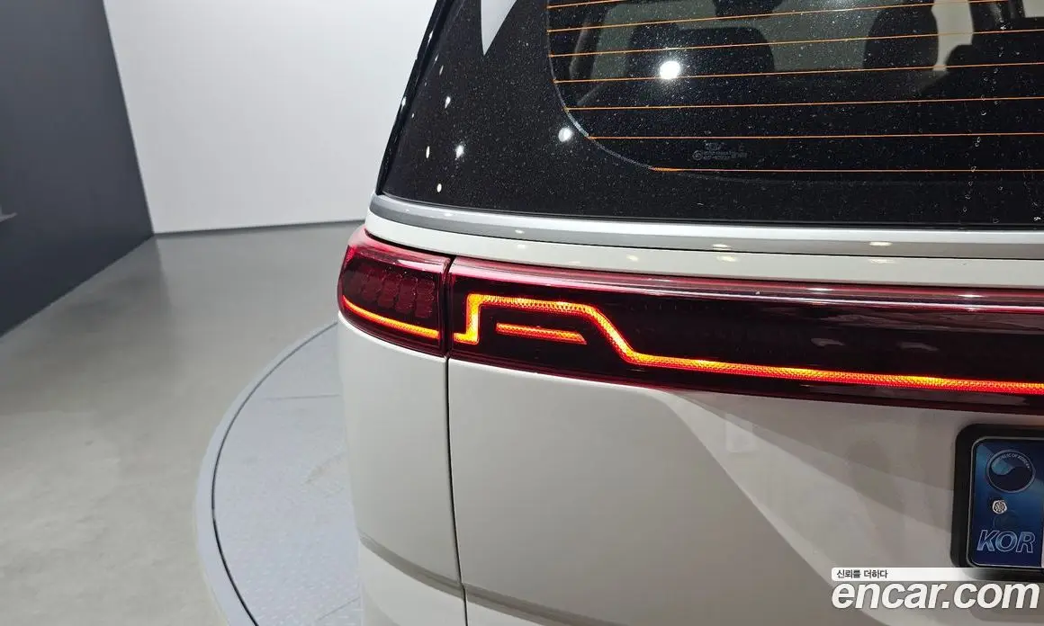 Kia Carnival 2021 2.2 автомат (гидро), фото 9