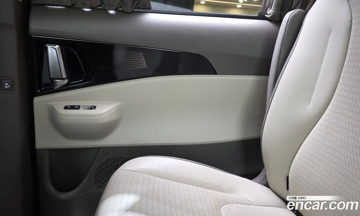 Kia Carnival 2024 1.6 автомат (гидро), фото 14