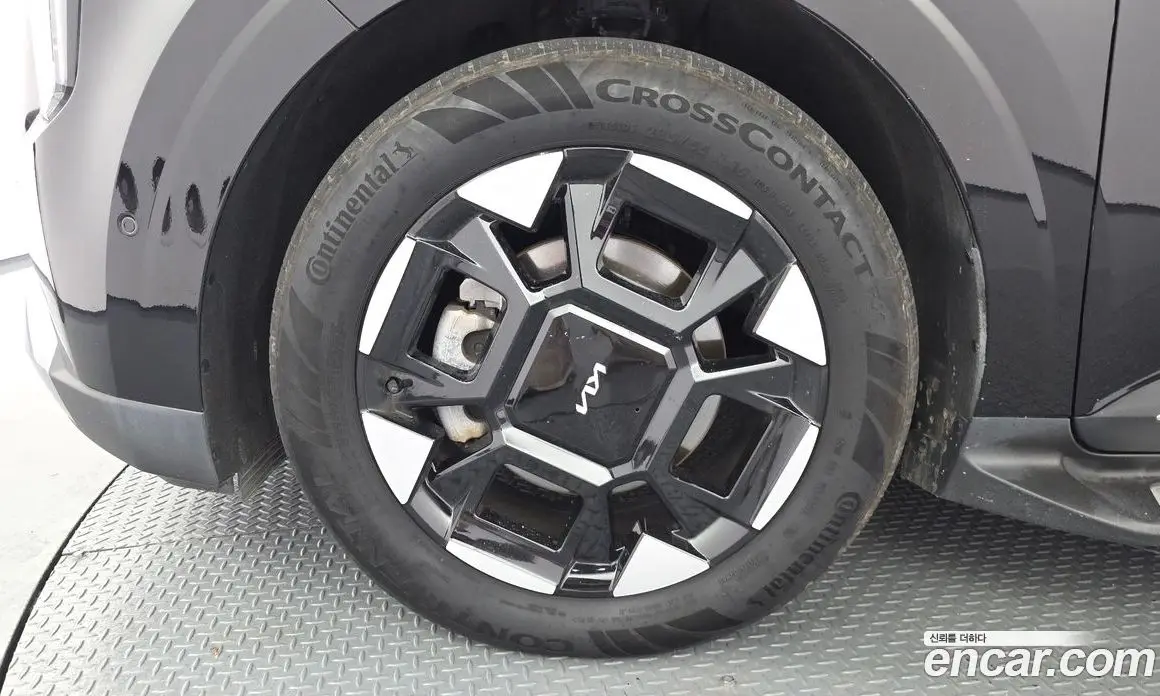 Kia Carnival 2024 1.6 автомат (гидро), фото 4