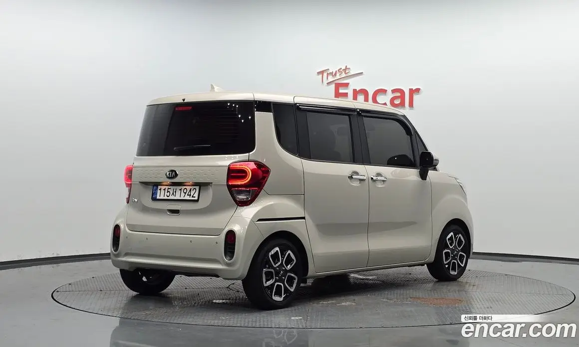 Kia Ray 2021 1.0 автомат (гидро), фото 1 Kia Ray 2021 1.0 автомат (гидро), фото 1