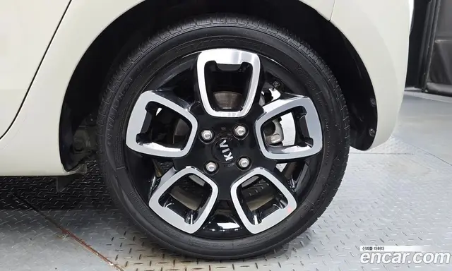 Kia Ray 2021 1.0 автомат (гидро), миниатюра 6 Kia Ray 2021 1.0 автомат (гидро), миниатюра 6