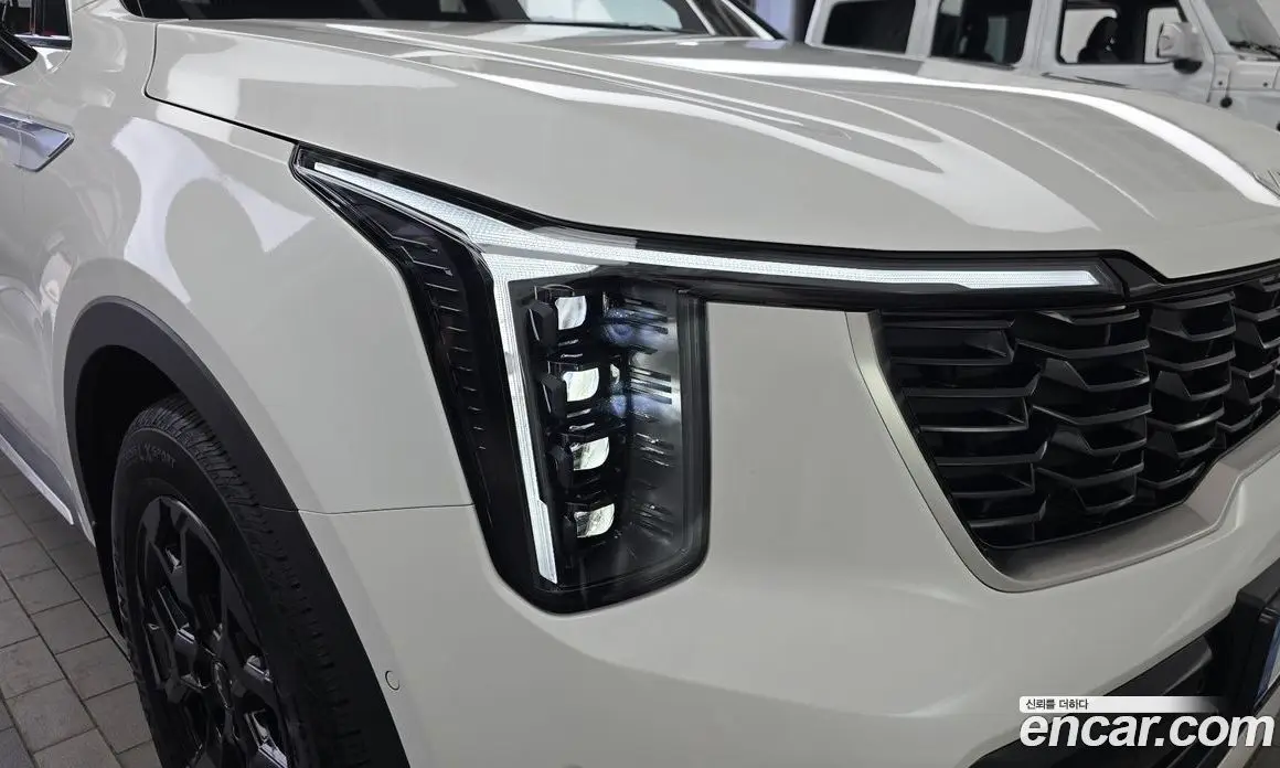 Kia Sorento 2023 1.6 автомат (гидро), фото 8 Kia Sorento 2023 1.6 автомат (гидро), фото 8
