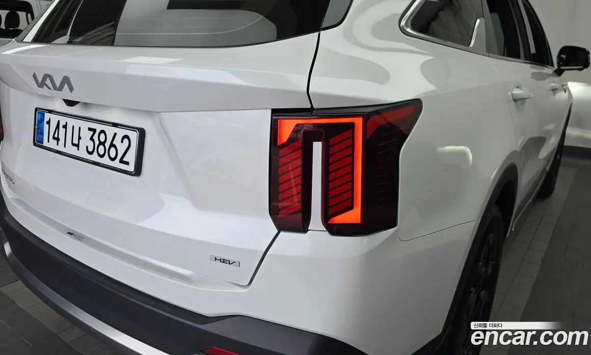 Kia Sorento 2023 1.6 автомат (гидро), фото 9 Kia Sorento 2023 1.6 автомат (гидро), фото 9