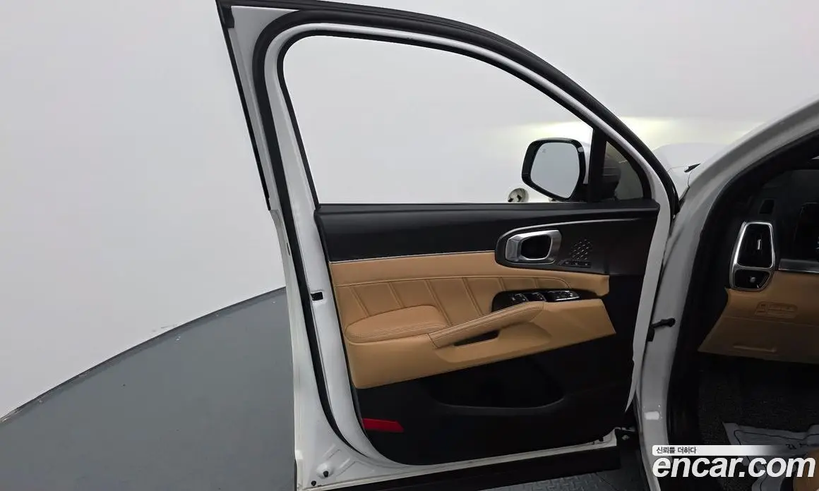 Kia Sorento 2023 1.6 автомат (гидро), фото 14 Kia Sorento 2023 1.6 автомат (гидро), фото 14