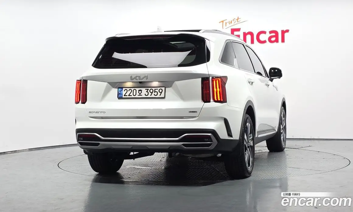 Kia Sorento 2023 1.6 автомат (гидро), фото 4 Kia Sorento 2023 1.6 автомат (гидро), фото 4
