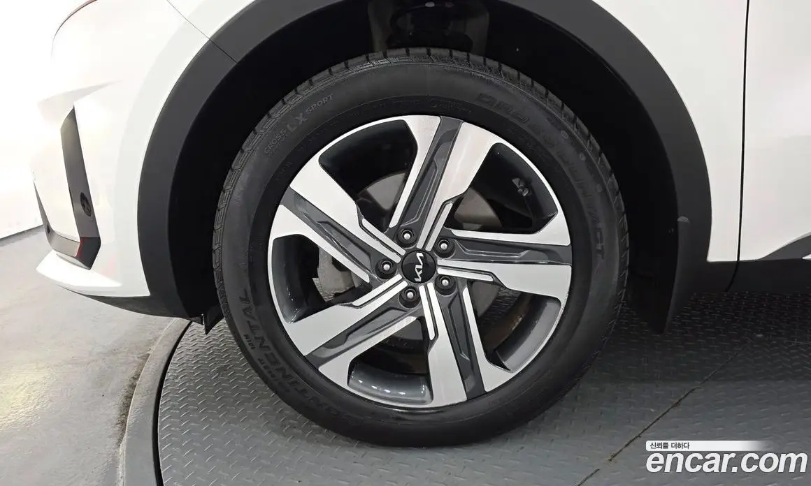 Kia Sorento 2023 1.6 автомат (гидро), фото 5 Kia Sorento 2023 1.6 автомат (гидро), фото 5