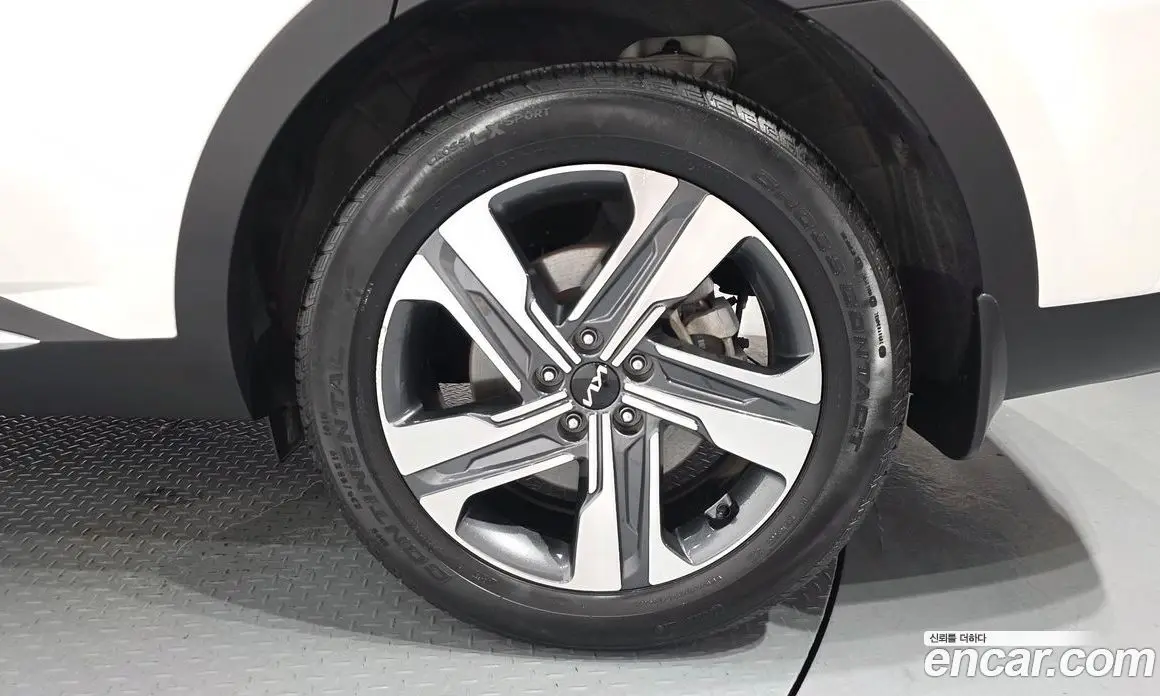 Kia Sorento 2023 1.6 автомат (гидро), фото 7 Kia Sorento 2023 1.6 автомат (гидро), фото 7