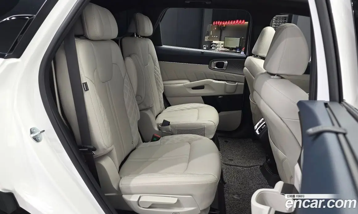 Kia Sorento 2024 1.6 автомат (гидро), фото 16 Kia Sorento 2024 1.6 автомат (гидро), фото 16