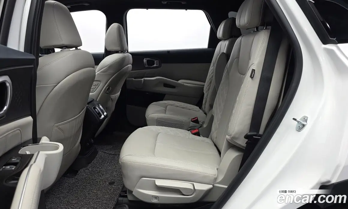 Kia Sorento 2024 1.6 автомат (гидро), фото 18 Kia Sorento 2024 1.6 автомат (гидро), фото 18