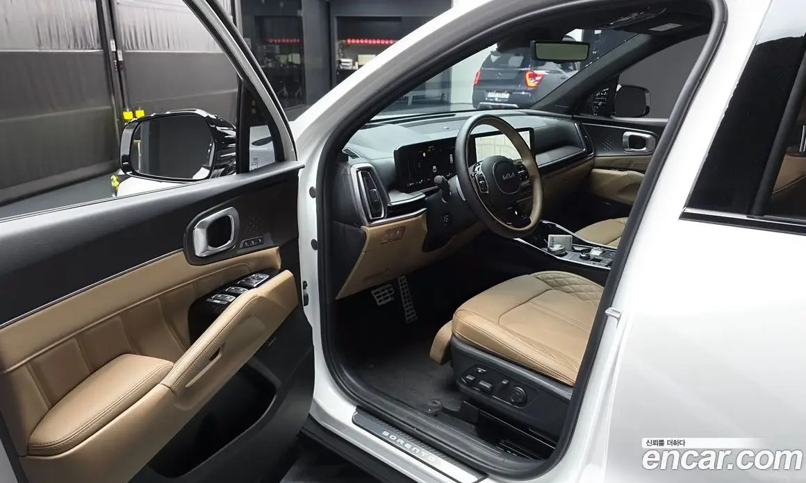 Kia Sorento 2024 1.6 автомат (гидро), фото 13 Kia Sorento 2024 1.6 автомат (гидро), фото 13