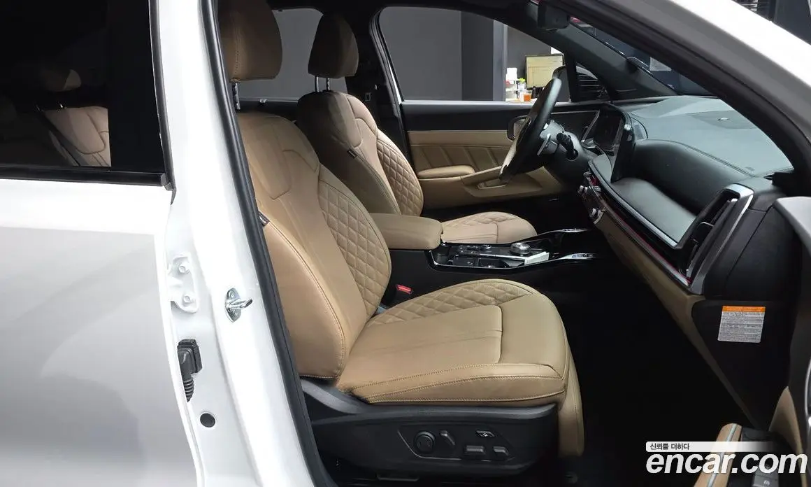 Kia Sorento 2024 1.6 автомат (гидро), фото 17 Kia Sorento 2024 1.6 автомат (гидро), фото 17