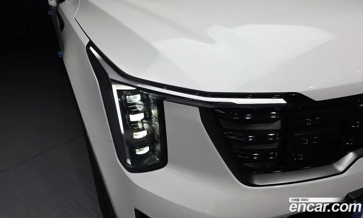 Kia Sorento 2024 1.6 автомат (гидро), фото 8 Kia Sorento 2024 1.6 автомат (гидро), фото 8