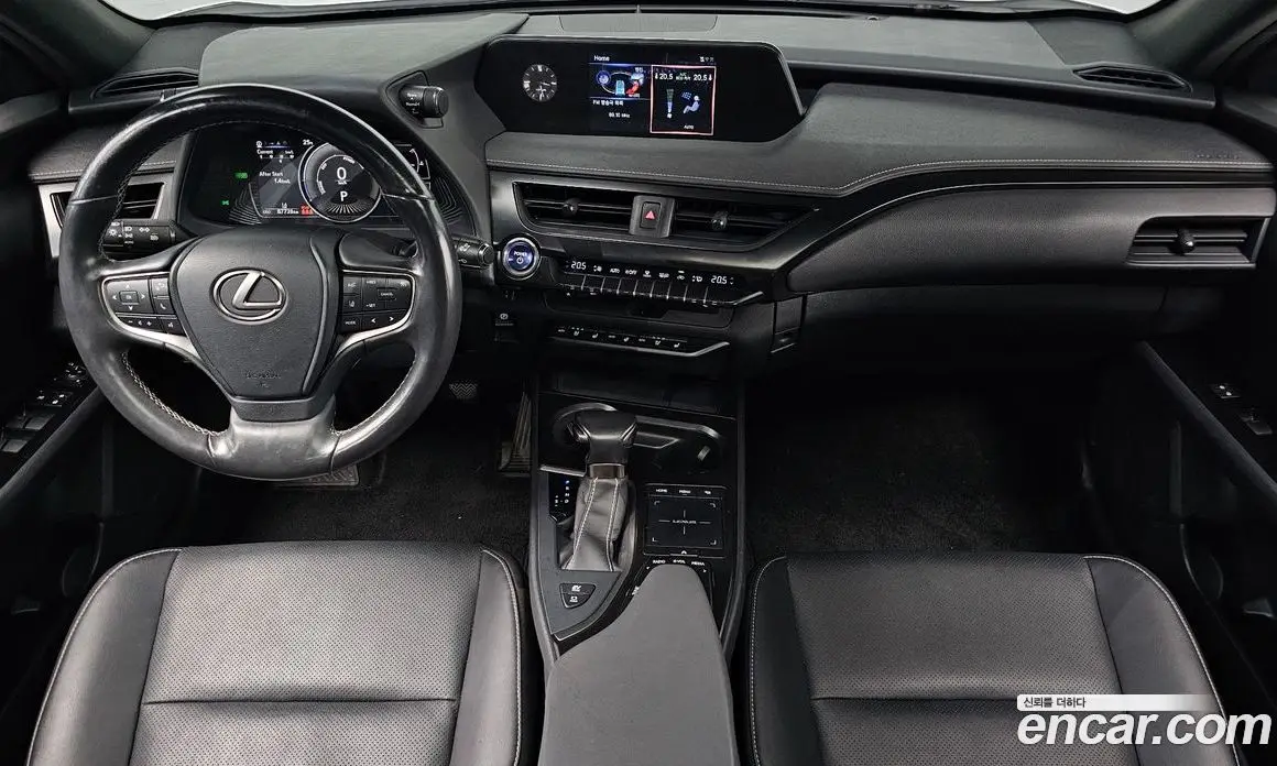 Lexus UX 2019 2.0 автомат (гидро), фото 9