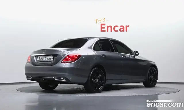 Mercedes-Benz C-Class 2018 2.0 автомат (гидро), миниатюра 2 Mercedes-Benz C-Class 2018 2.0 автомат (гидро), миниатюра 2