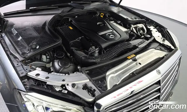 Mercedes-Benz C-Class 2018 2.0 автомат (гидро), миниатюра 6 Mercedes-Benz C-Class 2018 2.0 автомат (гидро), миниатюра 6