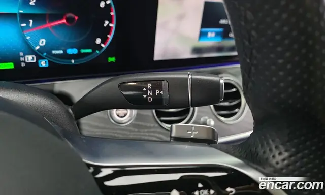 Mercedes-Benz E-Class 2021 2.0 автомат (гидро), миниатюра 12