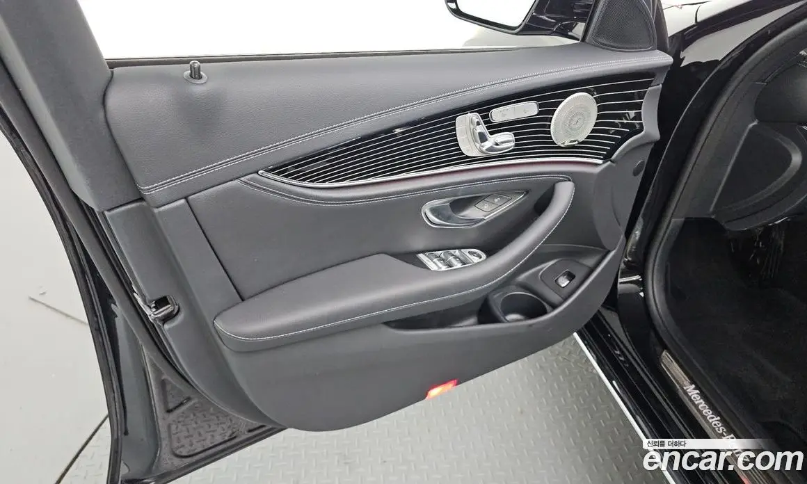Mercedes-Benz E-Class 2023 3.0 автомат (гидро), фото 14