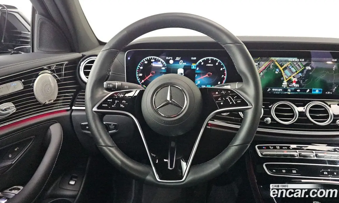 Mercedes-Benz E-Class 2023 3.0 автомат (гидро), фото 17