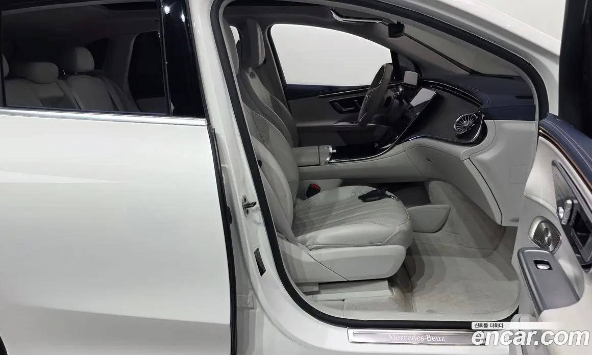 Mercedes-Benz EQE 2023 0.2 автомат (гидро), фото 16