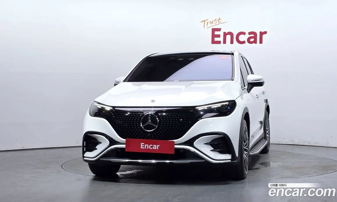 Mercedes-Benz EQE 2023 0.2 автомат (гидро), фото 3