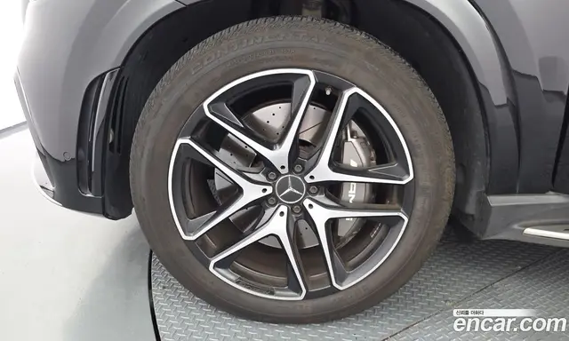 Mercedes-Benz GLE-Class 2022 3.0 автомат (гидро), миниатюра 4