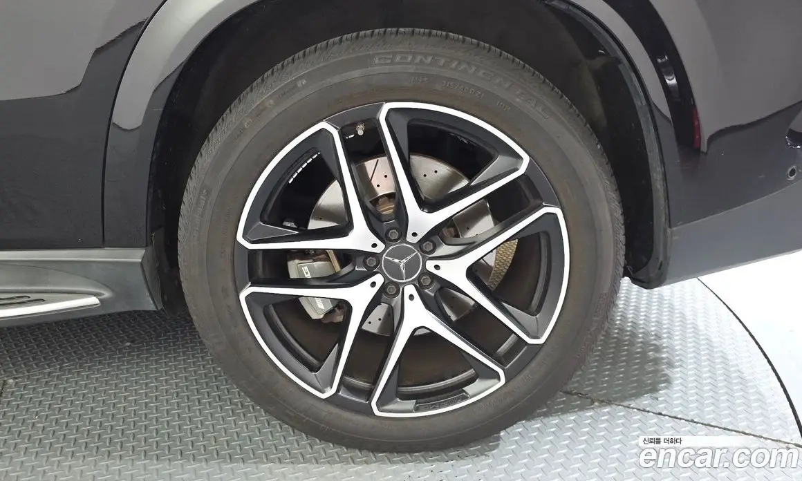 Mercedes-Benz GLE-Class 2022 3.0 автомат (гидро), фото 6