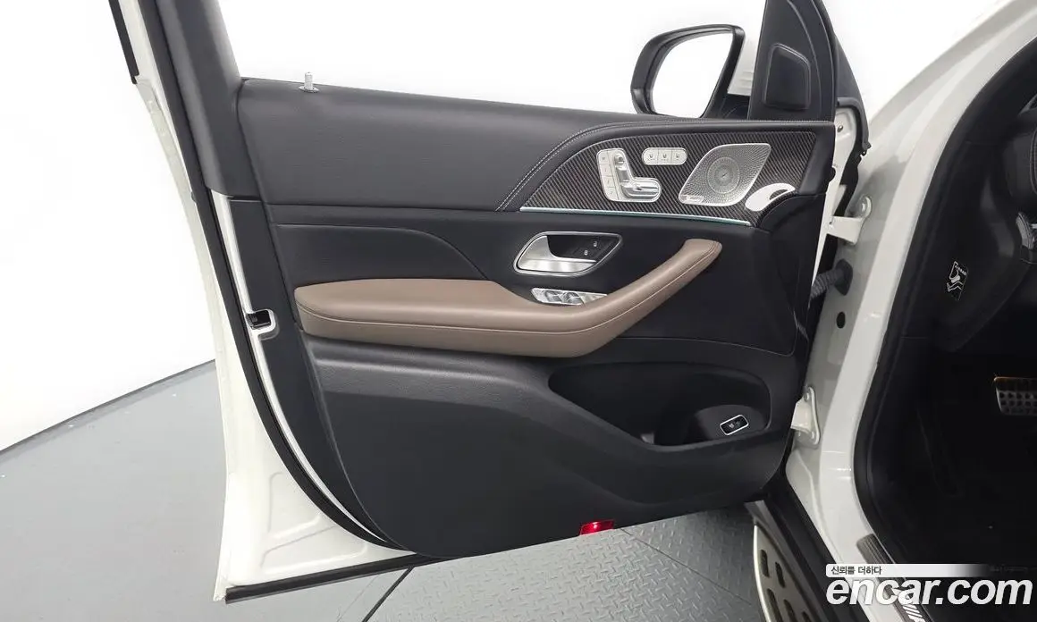 Mercedes-Benz GLE-Class 2023 3.0 автомат (гидро), фото 13
