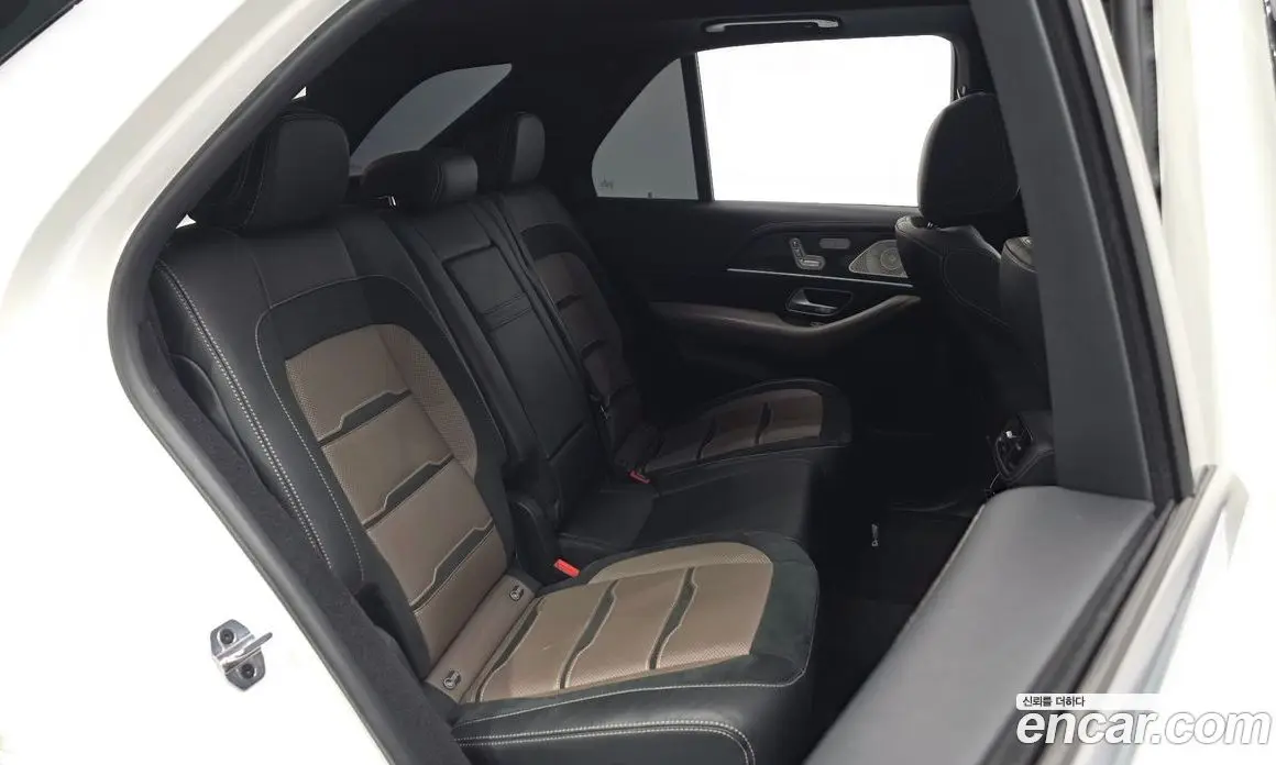 Mercedes-Benz GLE-Class 2023 3.0 автомат (гидро), фото 16