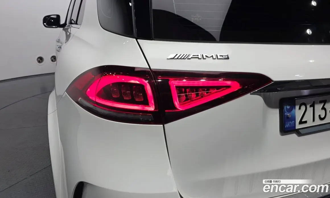 Mercedes-Benz GLE-Class 2023 3.0 автомат (гидро), фото 8