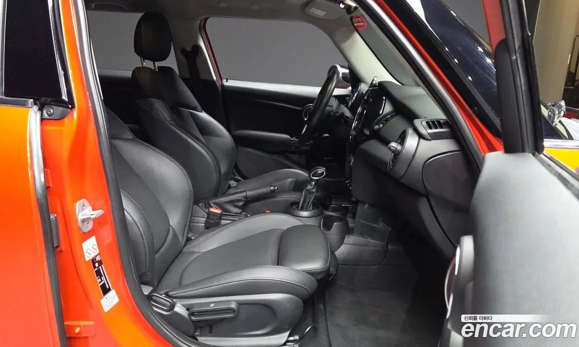 Mini Cooper 2018 1.5 автомат (гидро), фото 17 Mini Cooper 2018 1.5 автомат (гидро), фото 17
