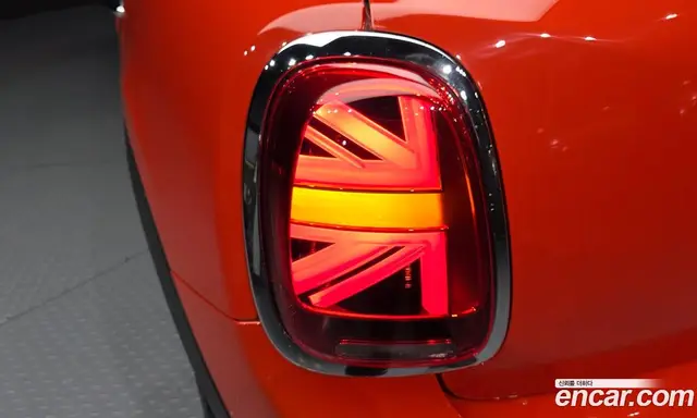 Mini Cooper 2018 1.5 автомат (гидро), миниатюра 9 Mini Cooper 2018 1.5 автомат (гидро), миниатюра 9
