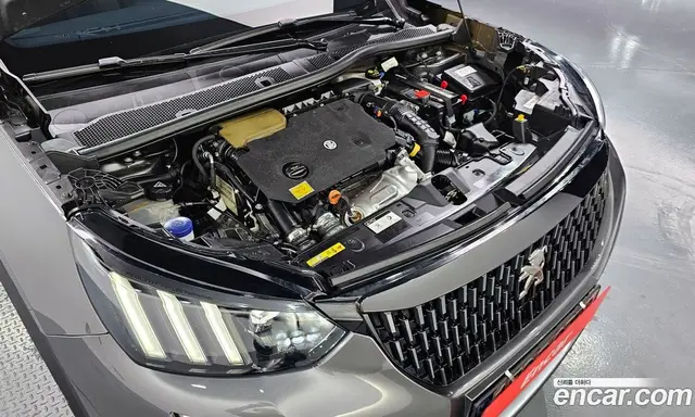 Peugeot 2008 2023 1.5 автомат (гидро), миниатюра 6 Peugeot 2008 2023 1.5 автомат (гидро), миниатюра 6
