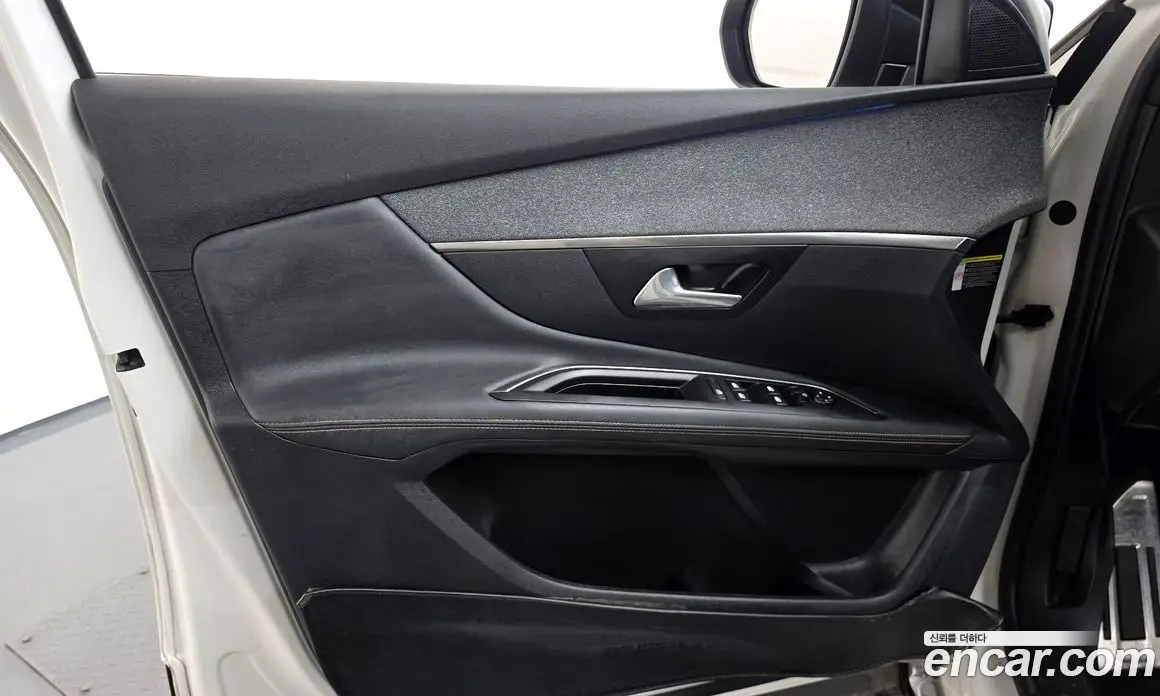 Peugeot 3008 2019 1.5 автомат (гидро), фото 14 Peugeot 3008 2019 1.5 автомат (гидро), фото 14