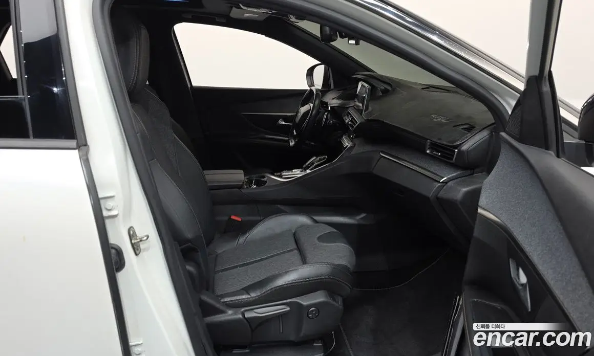Peugeot 3008 2019 1.5 автомат (гидро), фото 16 Peugeot 3008 2019 1.5 автомат (гидро), фото 16