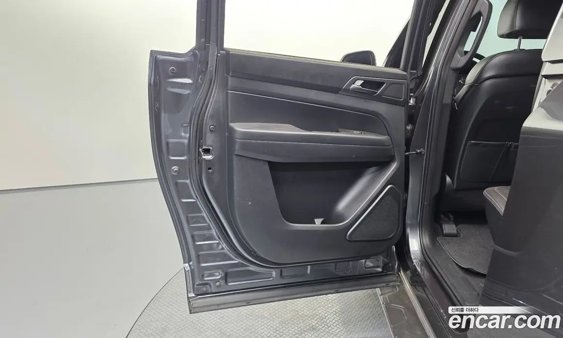 SsangYong Rexton 2021 2.2 автомат (гидро), фото 15