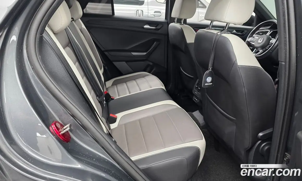 Volkswagen T-Roc 2021 2.0 автомат (гидро), фото 17 Volkswagen T-Roc 2021 2.0 автомат (гидро), фото 17