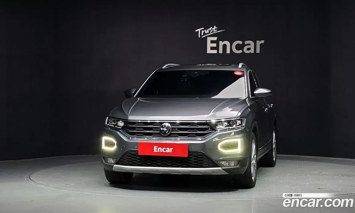 Volkswagen T-Roc 2021 2.0 автомат (гидро), фото 3 Volkswagen T-Roc 2021 2.0 автомат (гидро), фото 3