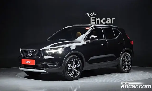 Volvo XC40, 2022, 40 993 км
