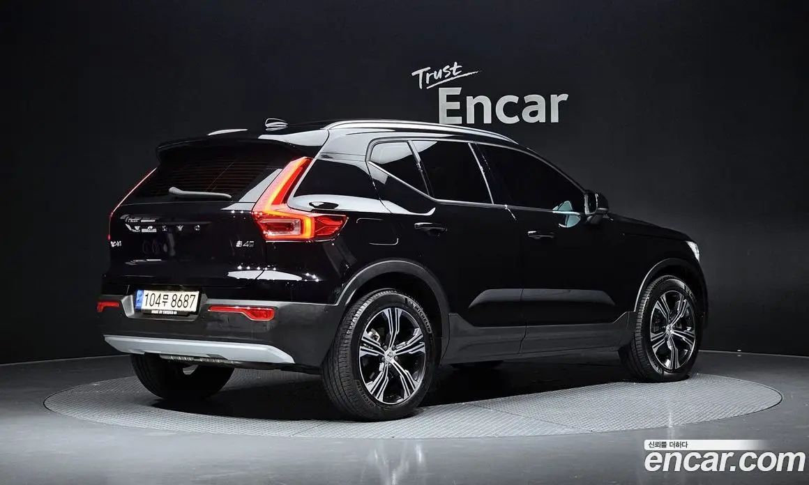 Volvo XC40 2022 2.0 автомат (гидро), фото 2 Volvo XC40 2022 2.0 автомат (гидро), фото 2