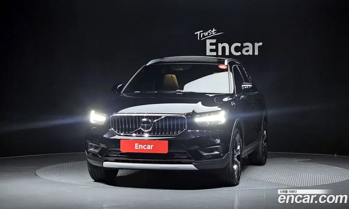 Volvo XC40 2022 2.0 автомат (гидро), фото 3 Volvo XC40 2022 2.0 автомат (гидро), фото 3