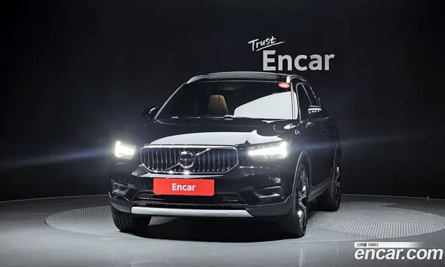 Volvo XC40 2022 2.0 автомат (гидро), миниатюра 3 Volvo XC40 2022 2.0 автомат (гидро), миниатюра 3