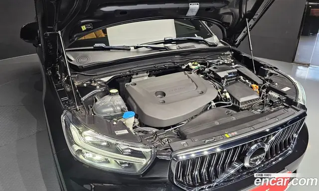 Volvo XC40 2022 2.0 автомат (гидро), миниатюра 6 Volvo XC40 2022 2.0 автомат (гидро), миниатюра 6