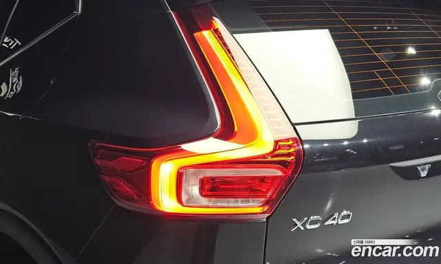 Volvo XC40 2022 2.0 автомат (гидро), миниатюра 9 Volvo XC40 2022 2.0 автомат (гидро), миниатюра 9
