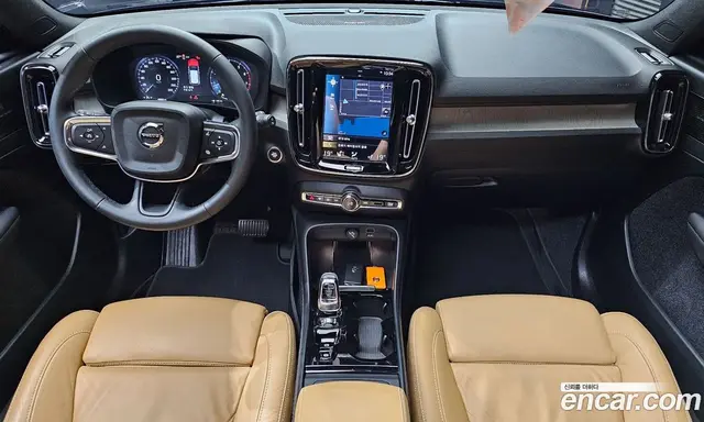 Volvo XC40 2022 2.0 автомат (гидро), миниатюра 10 Volvo XC40 2022 2.0 автомат (гидро), миниатюра 10