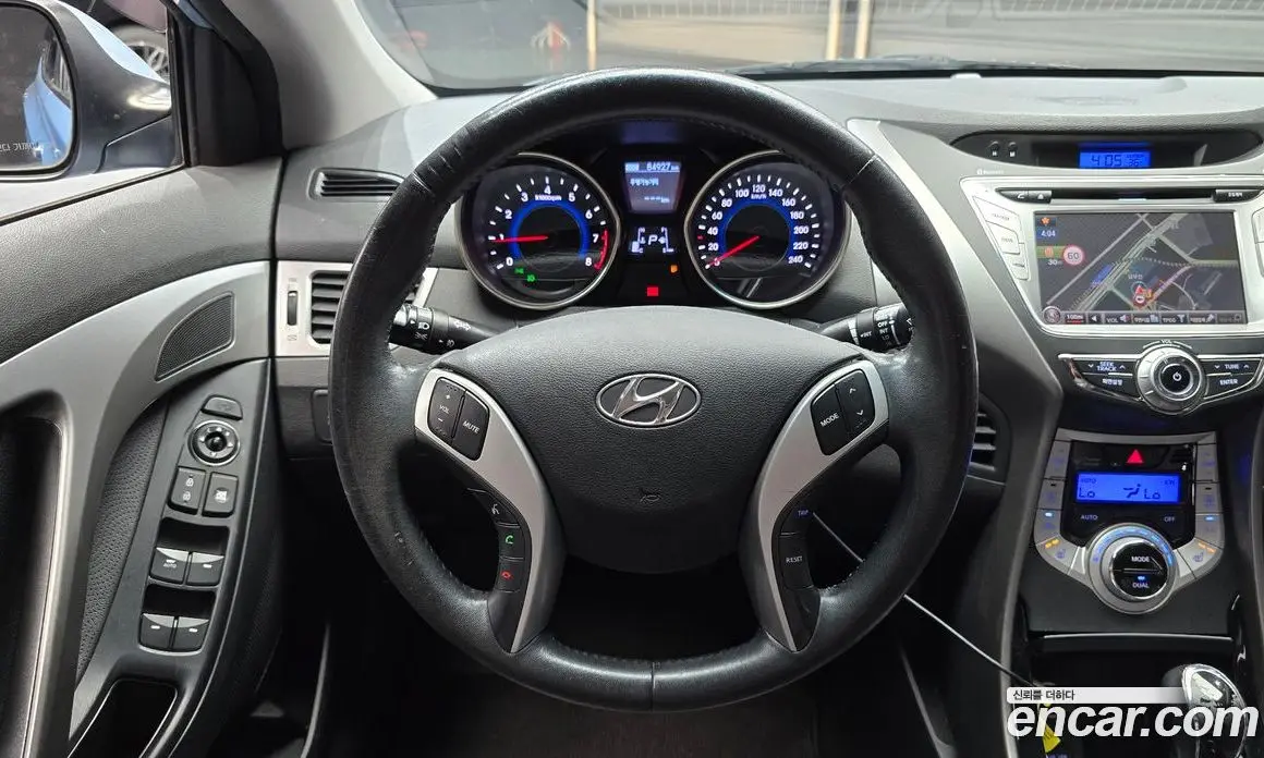 Hyundai Avante 2010 1.6 автомат (гидро), фото 13