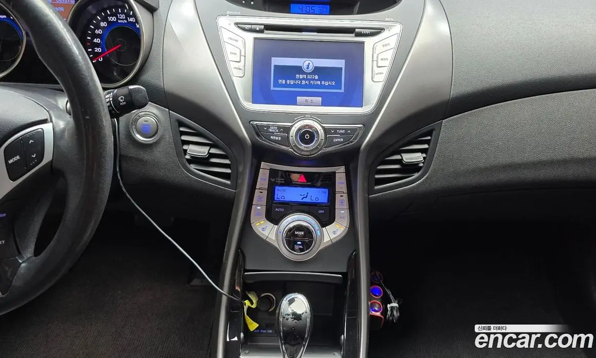 Hyundai Avante 2010 1.6 автомат (гидро), фото 14