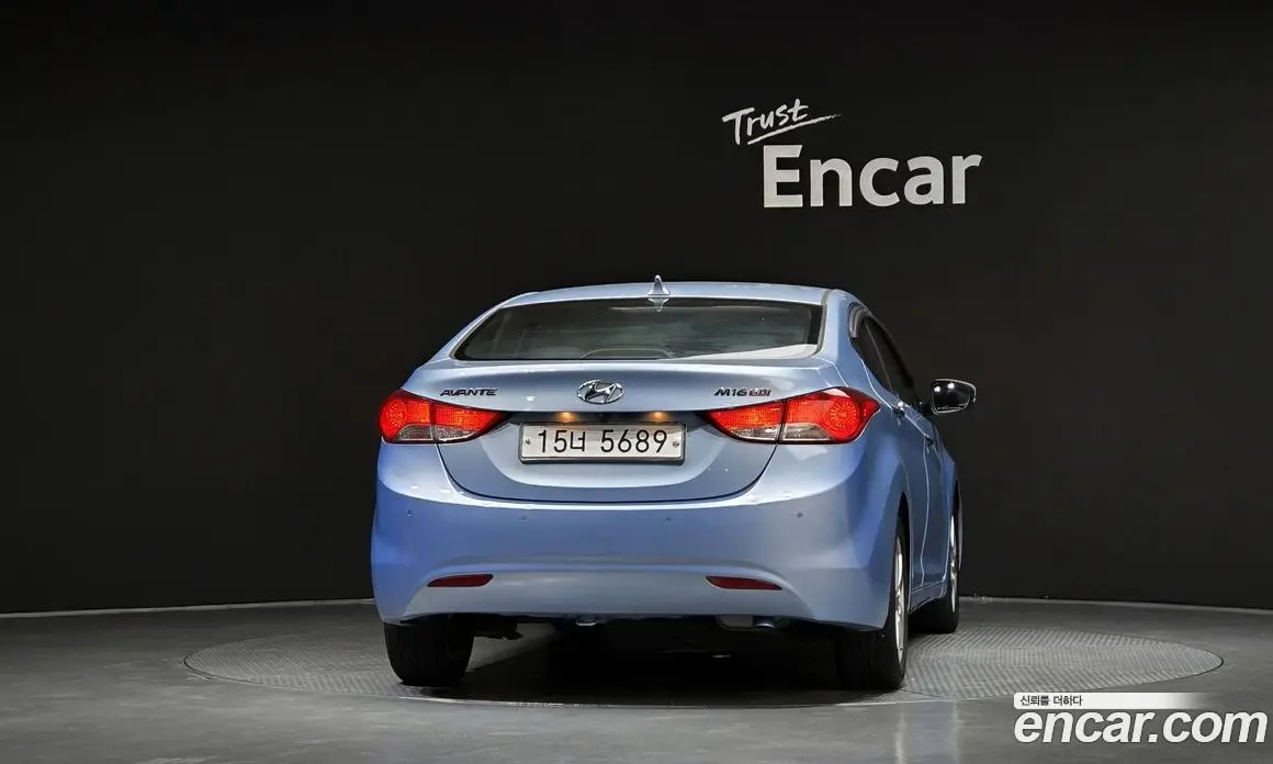 Hyundai Avante 2010 1.6 автомат (гидро), фото 4