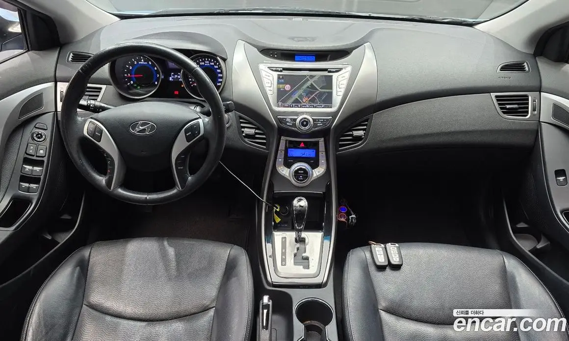 Hyundai Avante 2010 1.6 автомат (гидро), фото 7