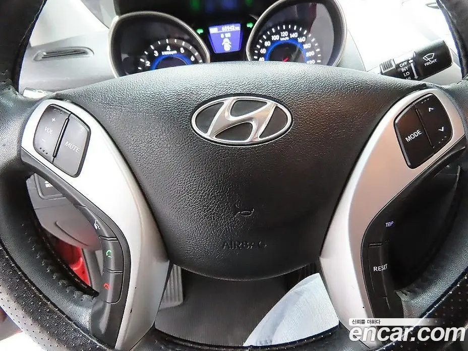 Hyundai Avante 2012 1.6 автомат (гидро), фото 15