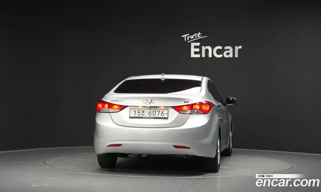 Hyundai Avante 2013 1.6 автомат (гидро), миниатюра 4